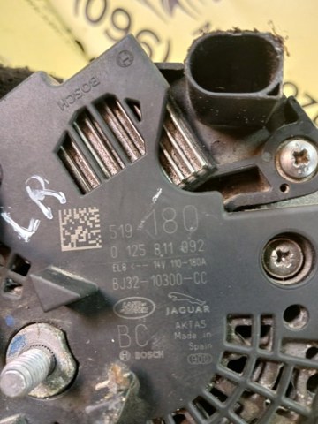 Генератор Land Rover BJ3210300CC ціна, від 277.74 USD