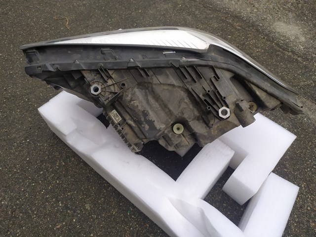 Купити 743920001 BMW 