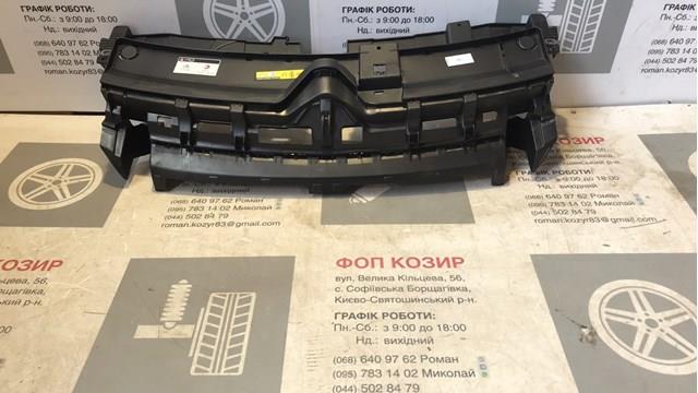 Кронштейн решітки радіатора 1632645980 Peugeot/Citroen