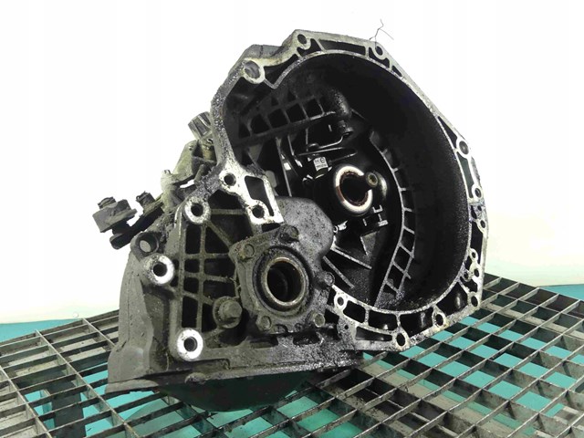 Коробка передач F18W374 Opel