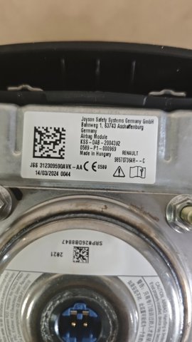 Подушка Айрбег водія Renault (RVI) 985707364R ціна, від 208.34 USD