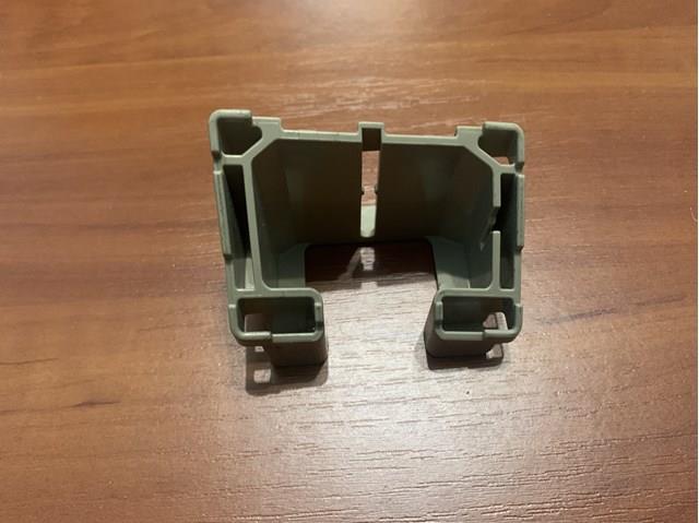 Кронштейн форсунки омивача фар Tqparts TQ25164 ціна, від 9.09 USD