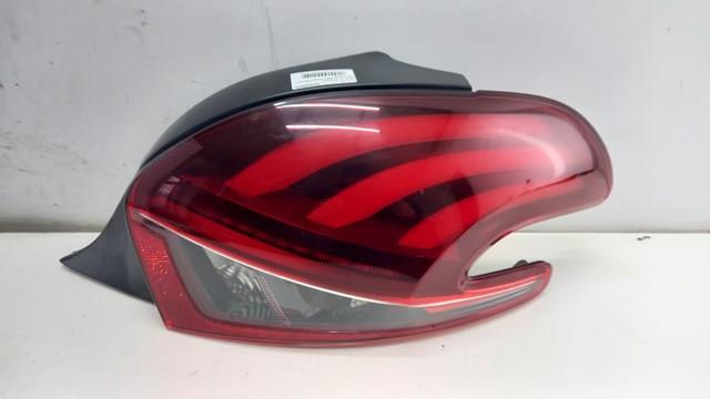Задня права фара 9810430580 Peugeot/Citroen
