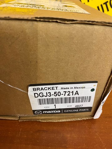 Купити DGJ350721A Mazda 