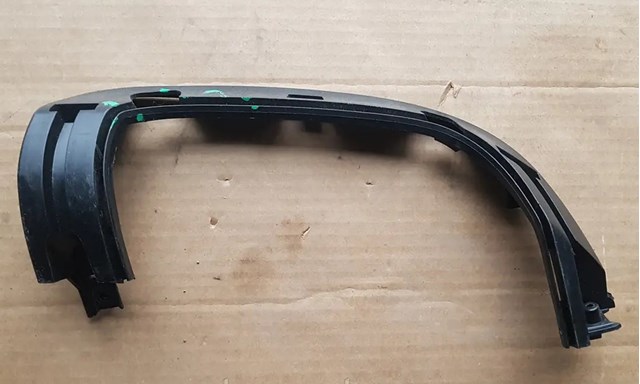 Кронштейн насадки глушника 31353396 Volvo