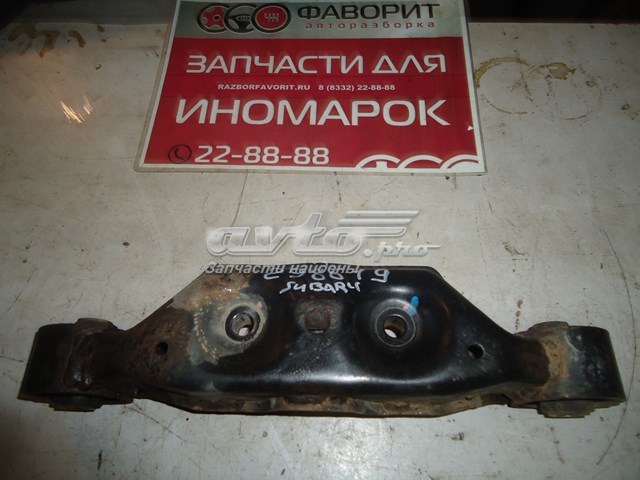 Купити 41310AJ000 Subaru Кронштейн/траверса заднього редуктора, задня