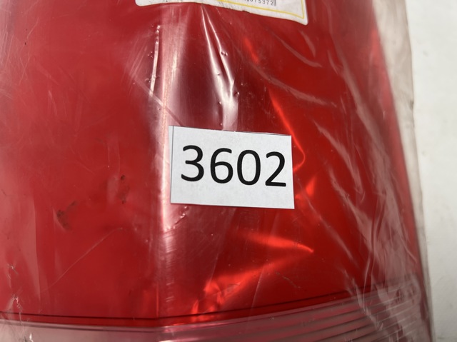 Скло заднього ліхтаря, лівого Lemarix T3146941 ціна, від 84.55 USD