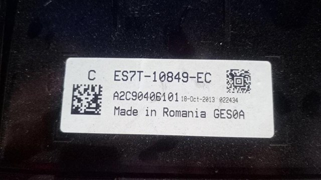 ES7T10849EC Ford Щиток приладів додатковий