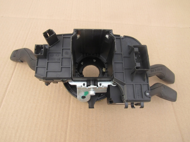 Купити 7L5953549D VAG Перемикач підрульовий, центральна частина
