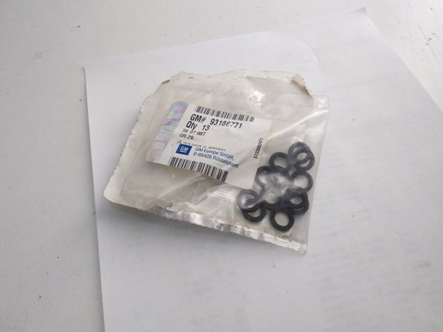 Прокладка клапанної кришки двигуна, комплект General Motors 93186771 ціна, від 0.15 USD