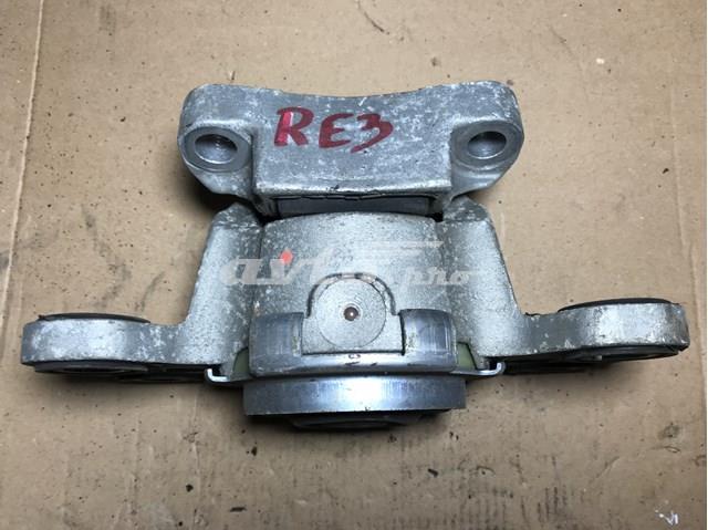 LR024738 Land Rover Опора кпп