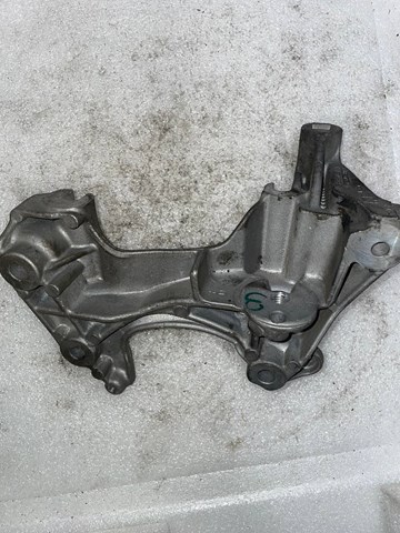  Renault (RVI) 117104394R ціна, від 12.82 USD