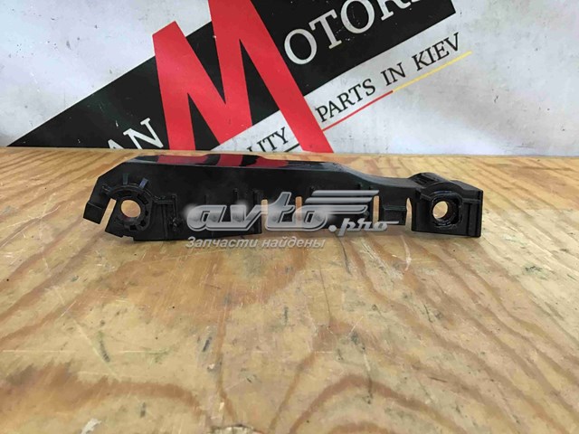 Купити LR055883 Land Rover Кронштейн бампера переднього, правий