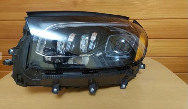 Купити A1679066101 Mercedes Основна фара в зборі ліва