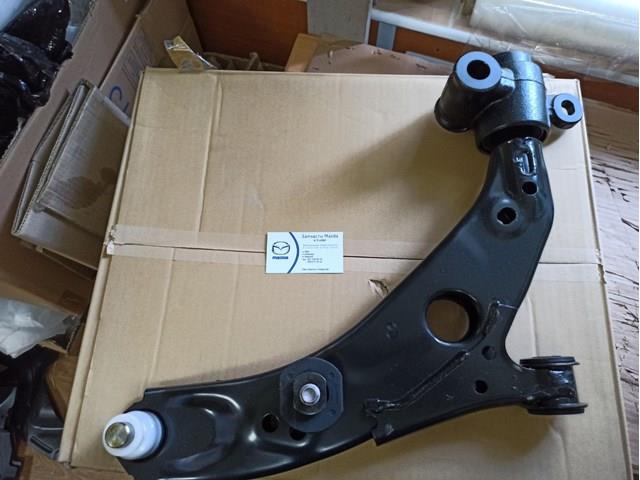 TC3M34300A Mazda Важіль передньої підвіски нижній, правий