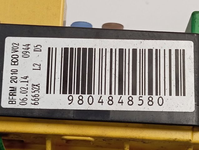 Коробка запобіжників Peugeot/Citroen 1613163380 ціна, від 14.10 USD