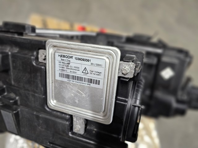  Land Rover GJ3213W030 ціна, від 1269.32 USD