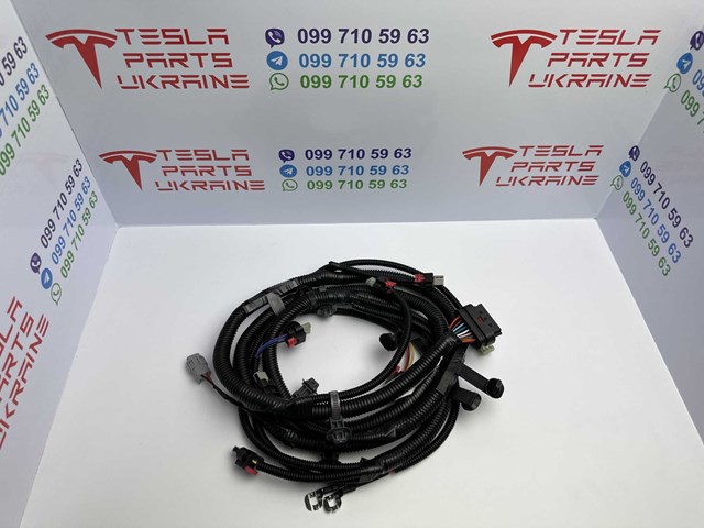  106795800E Tesla Motors