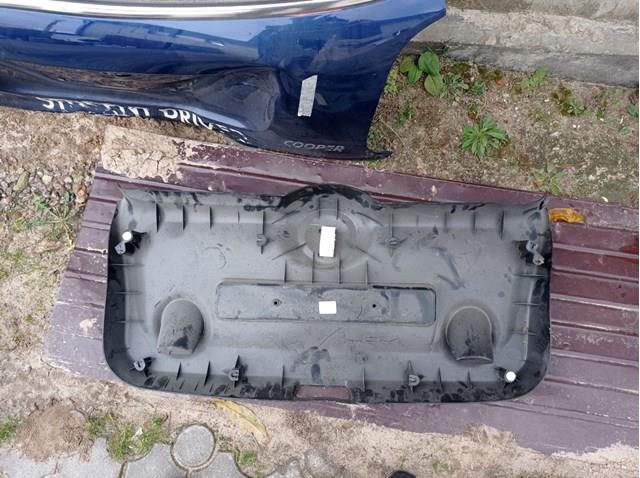 Обшивка-облицювання кришки багажника 51437302727 BMW