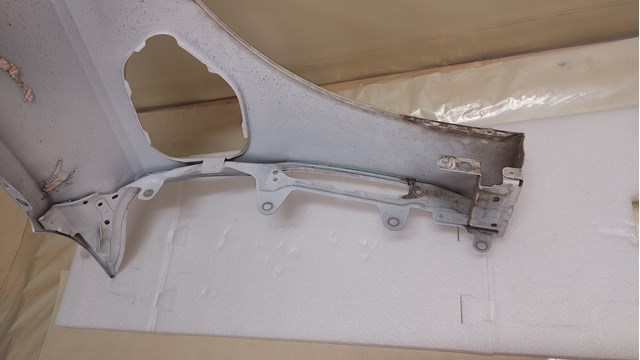 Ліве переднє крило VAG 4J3821021 ціна, від 189.99 USD