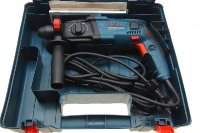  Bosch 06112A6020 ціна, від 129.01 USD