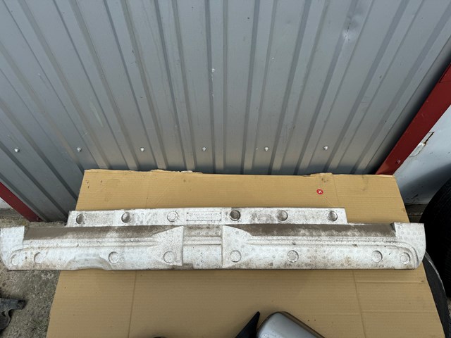 57705SA010 Subaru Наповнювач бампера заднього