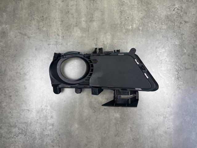 Заглушка під протитуманні фари, ліва Signeda PBM99106CAL ціна, від 10.49 USD
