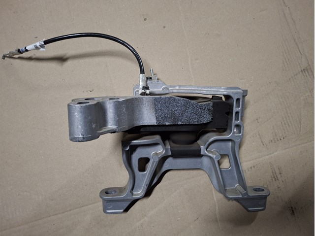  VA4039060 Mazda