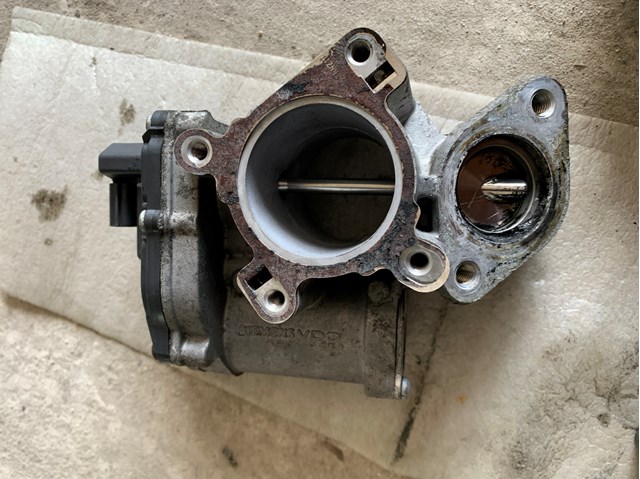 Клапан ЄГР 8200796674C Renault (RVI)
