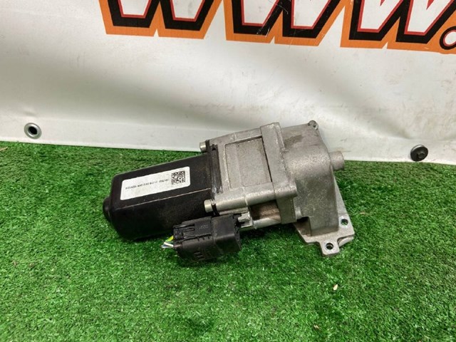  Land Rover LR043121 ціна, від 470.51 USD