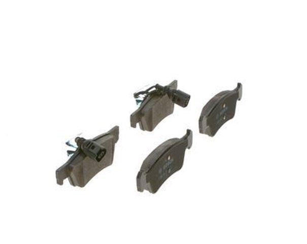 Задні гальмівні колодки Bosch 986494219 ціна, від 28.62 USD