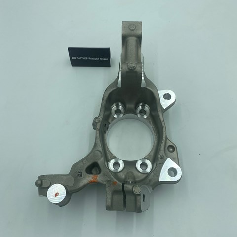 400155AA1A Nissan/Infiniti Цапфа поворотна ліва