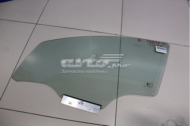 GS5222D301 XYG Скло водійських дверей