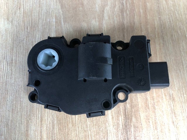  Land Rover EFB453