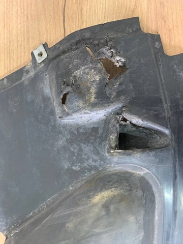 Щиток брудозахисний передньої арки крила BMW 7260739 ціна, від 16.91 USD