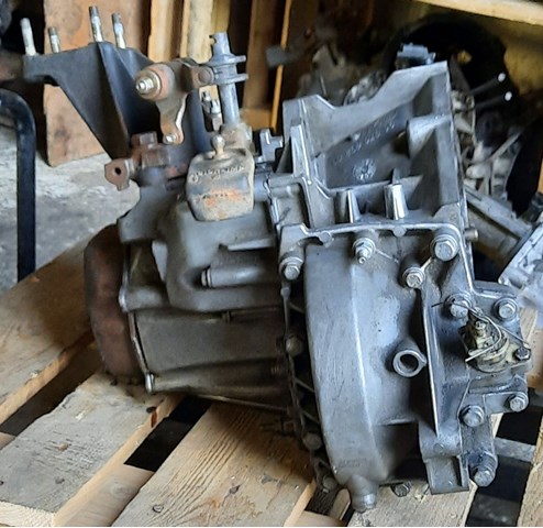 МКП в зборі Peugeot/Citroen 20MM01 ціна, від 246.35 USD