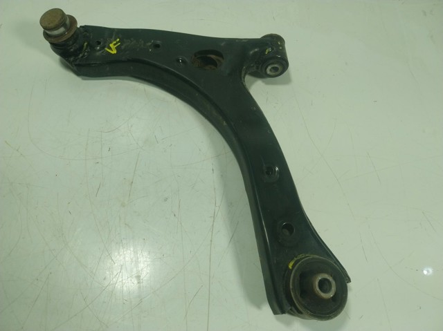 2385105 Ford Поперечний важіль
