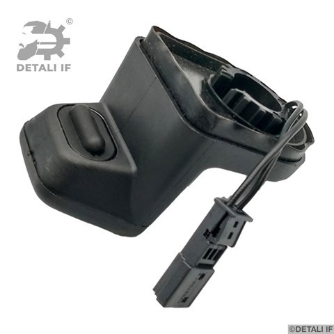 Кнопка приводу замка задньої 3/5 двері (ляди) DF13520 Detali IF