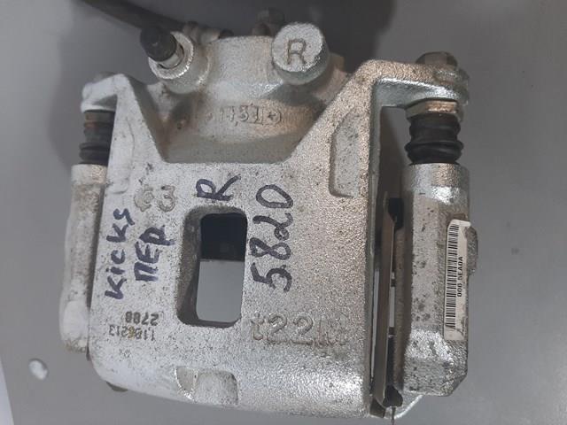 410015RB0A Nissan/Infiniti Супорт гальмівний передній правий