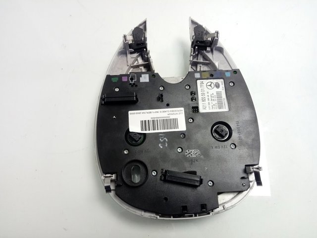 Плафон освітлення салону/кабіни Mercedes A2118205901 ціна, від 25.11 USD