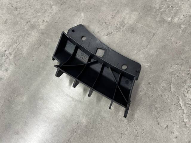 Кріплення бампера Perfektes 131TSM36900B00 ціна, від 4.48 USD