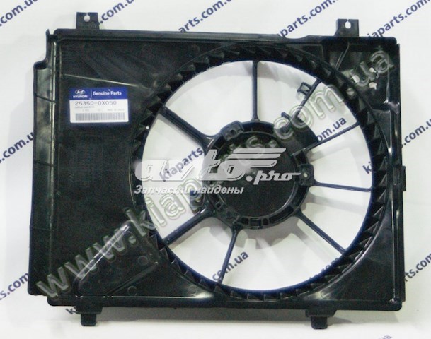 Дифузор (кожух) радіатора охолодження Hyundai I10 (PA) (Хендай Ай 10)