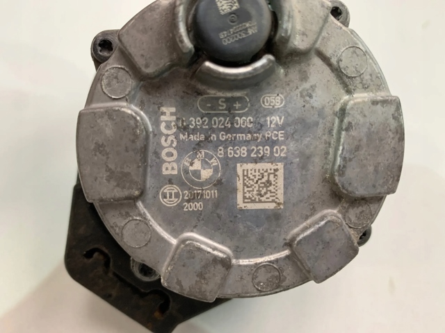 11518638239 BMW 