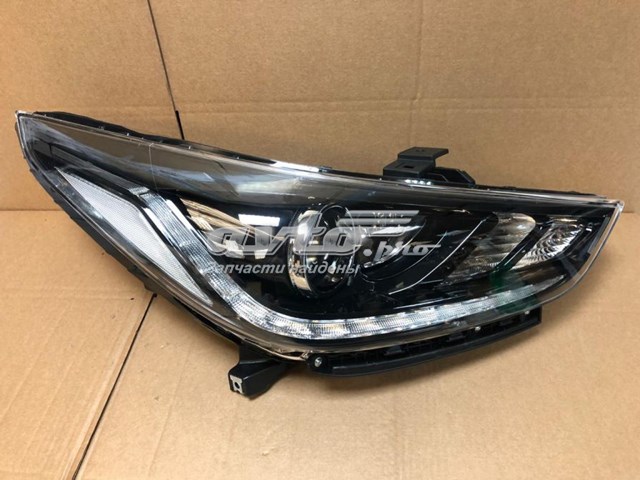 Фара комбінована, передня Hyundai/Kia 92102H5100