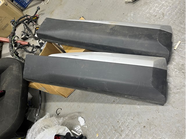 9837637280 Peugeot/Citroen 
