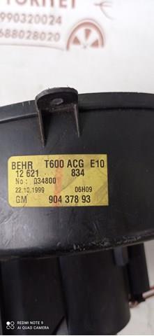 Купити 90437893 General Motors Електродвигуни (електродвигун обігрівача) або розетка причепа штепсельная