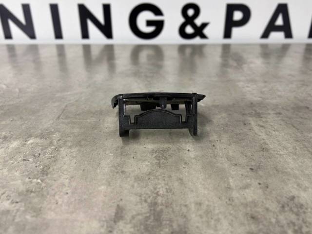 Накладка форсунки омивача фари передньої Tqparts TQ25158