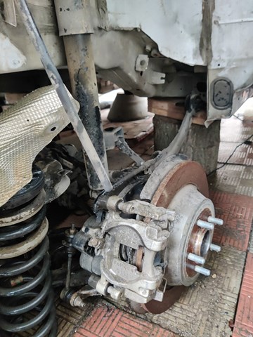 EJ7Z18125A Ford 