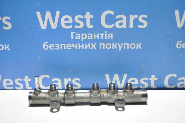 Розподільник палива LR073706 Land Rover
