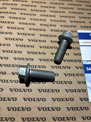 990861 Volvo 